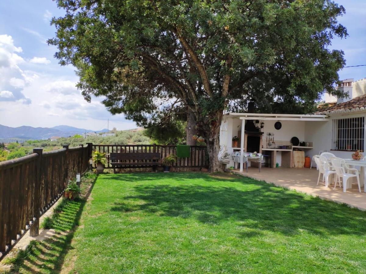 Casa Molina Villa Alcaucín Buitenkant foto